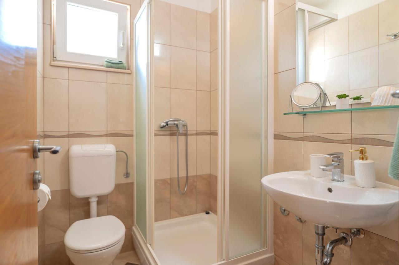 Apartma Fio - Hvar *