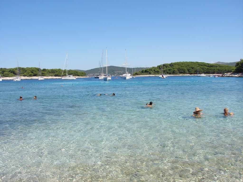 Apartma Fio - Hvar *